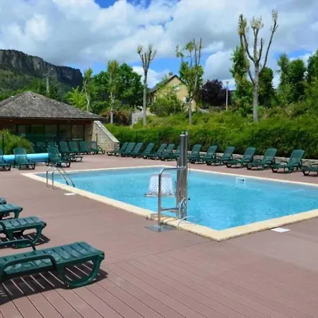 Parque de Campismo 3 Etoiles - Piscine - Eeeggf *